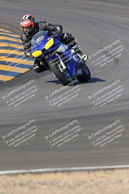 media/Dec-18-2022-SoCal Trackdays (Sun) [[8099a50955]]/Turns 9 and 10 Set 2 (1055am)/